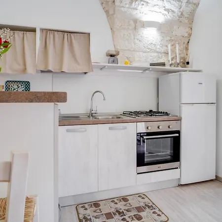 Casa Pomes - A Step From The Center Of