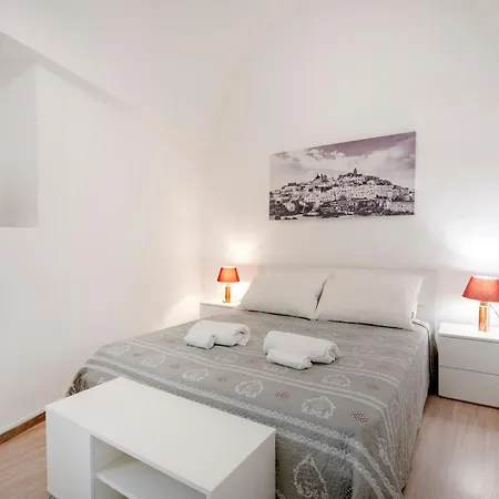 Guesthost - Casa Pomes Ostuni