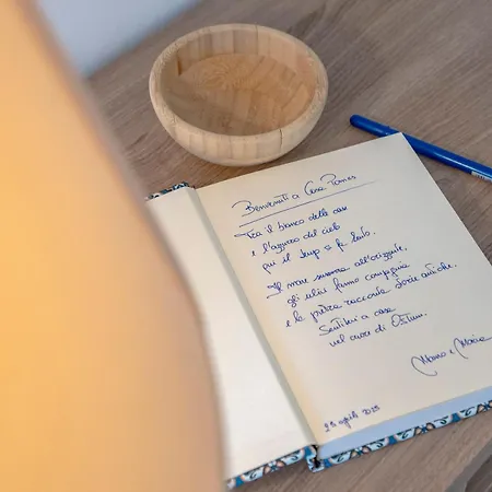 Guesthost - Casa Pomes * 奥斯图尼