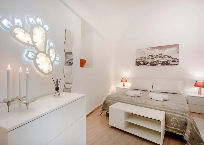 Guesthost - Casa Pomes *