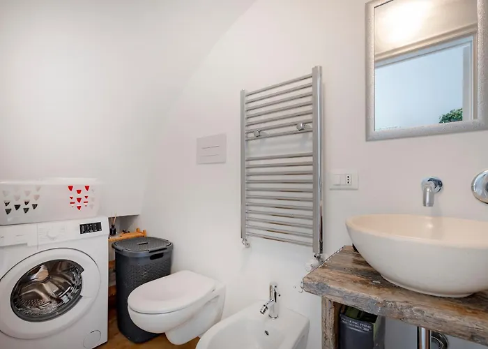 アパート Guesthost - Casa Pomes